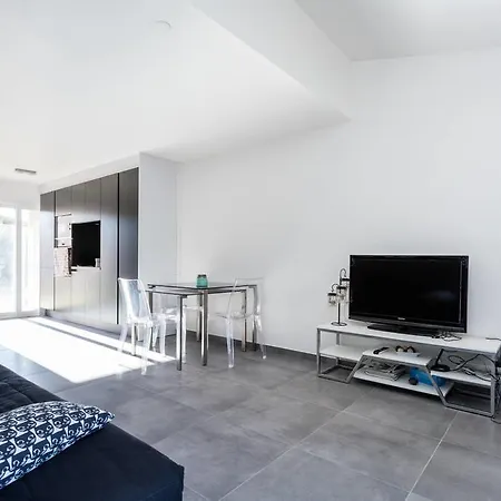 Marina Villa